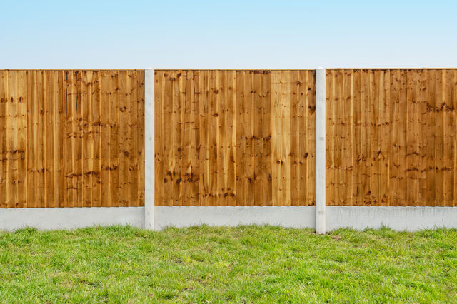 Heavy Duty Vertical Weatherboard Fence Panel