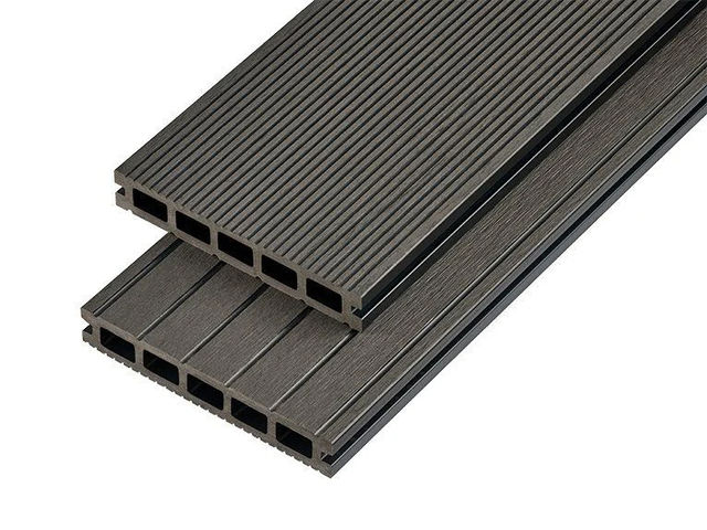 Reeded & Grooved Composite Decking