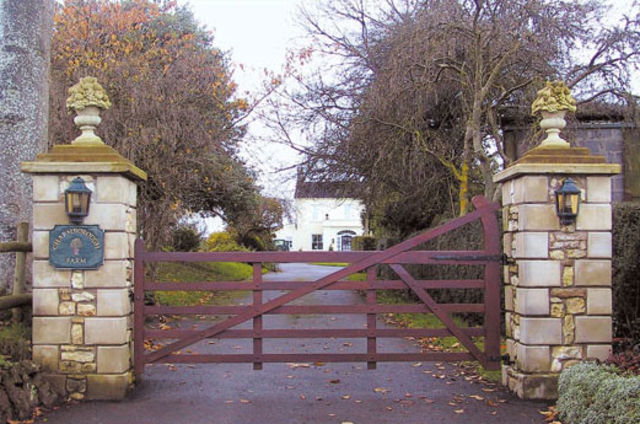 Softwood 5 Bar Hook Field Gate