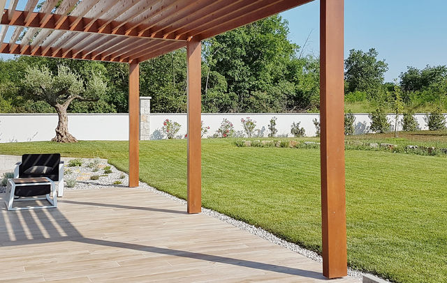 Enhance Your Outdoor Space with a Pergola