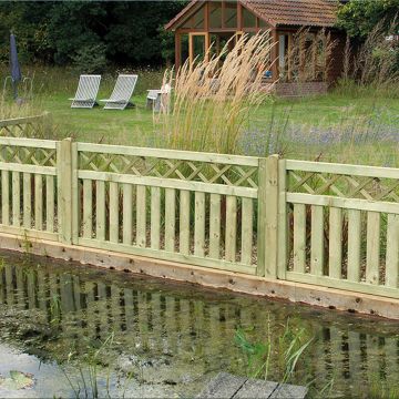KDM | FENCE PANEL | CROSS TOP