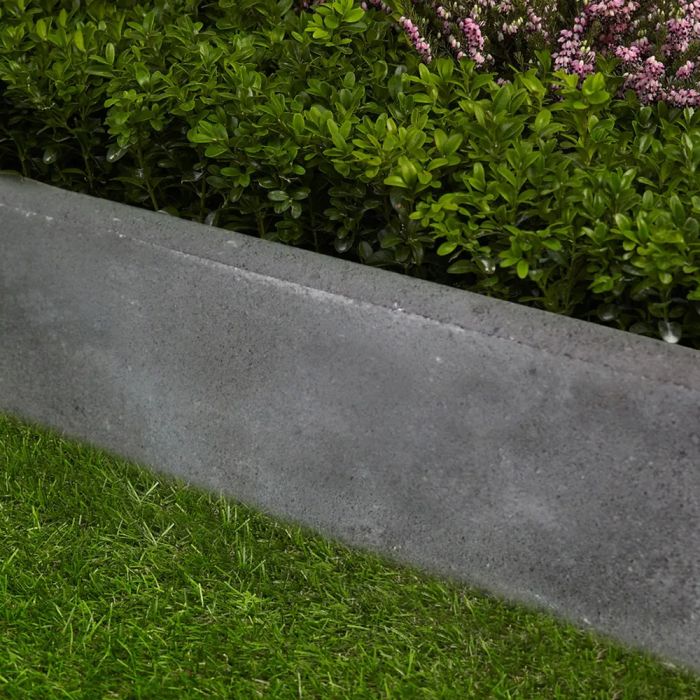 BRADSTONE | DECORATIVE CONCRETE EDGINGS | ROUND TOP | 600 X 150 X 50 main product photo