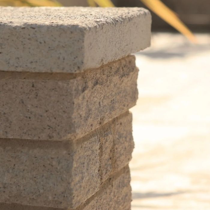 BRADSTONE | DECORATIVE CONCRETE WALLING | TEXTURED COPING | 580 X 136 X 50 main product photo