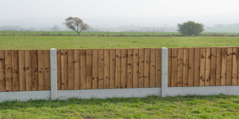 How to install fence panels – everything you need to know!